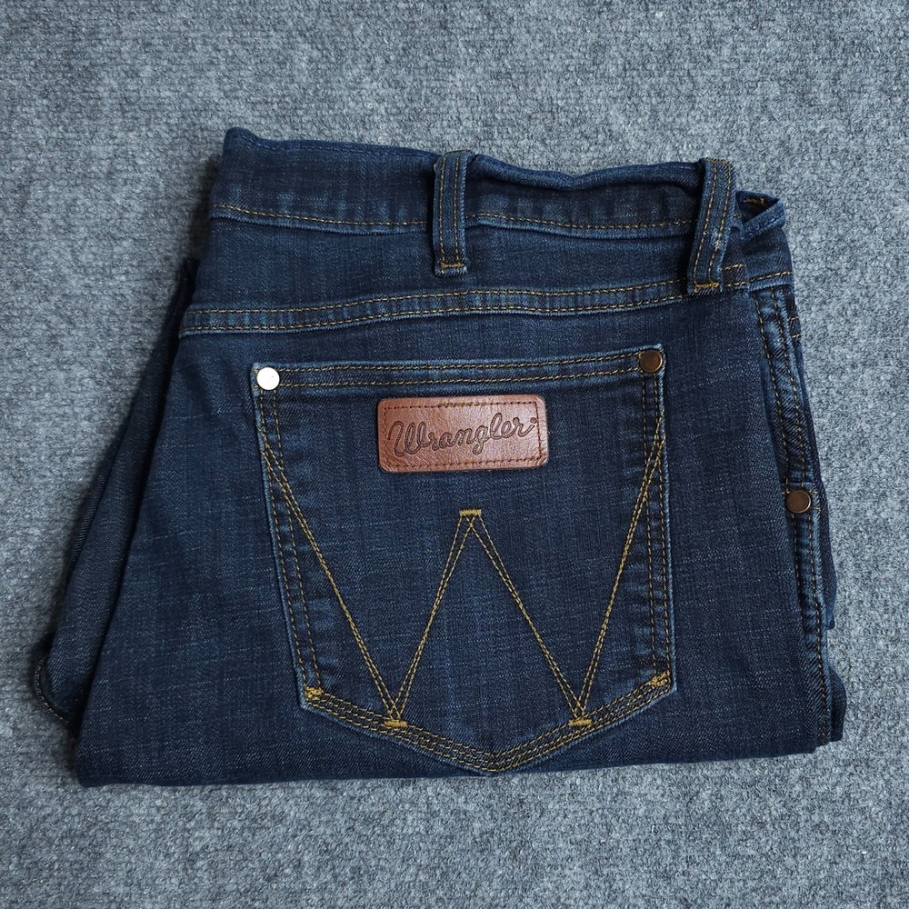 Wrangler Retro Slim Bootcut Jeans Mens 36x34 Blue Casual Workwear Cowboy - Picture 1 of 10